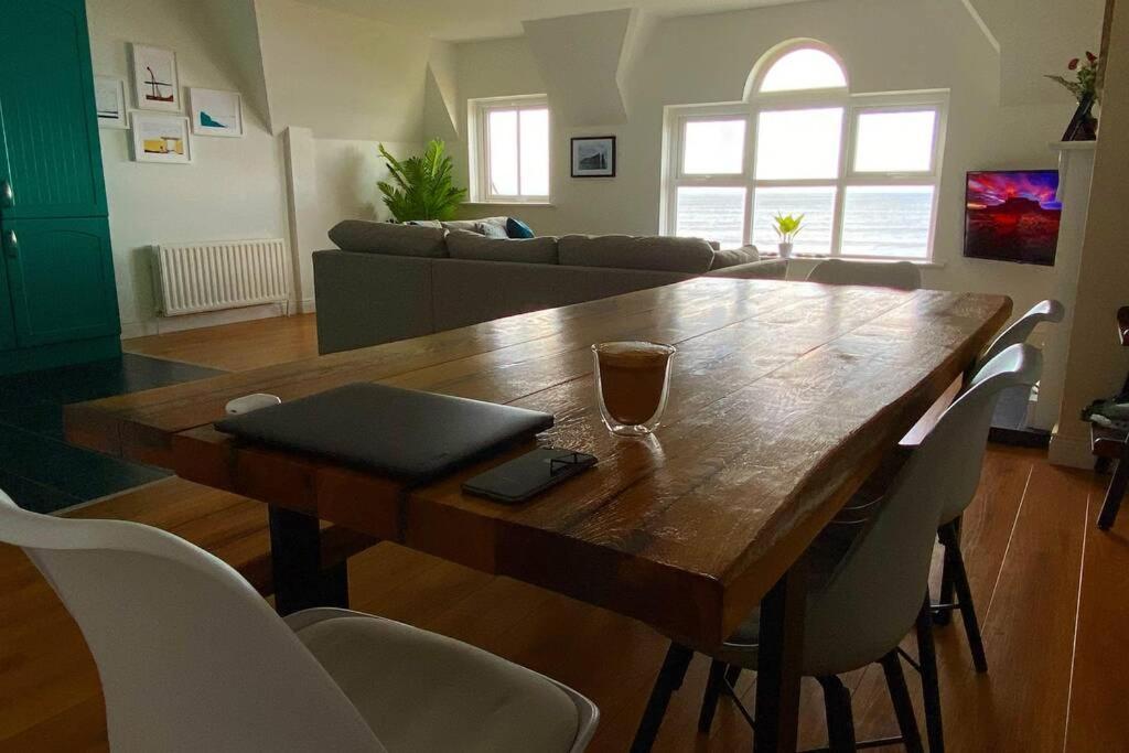 Apartmán Sound Of The Sea - Penthouse In Portrush Exteriér fotografie
