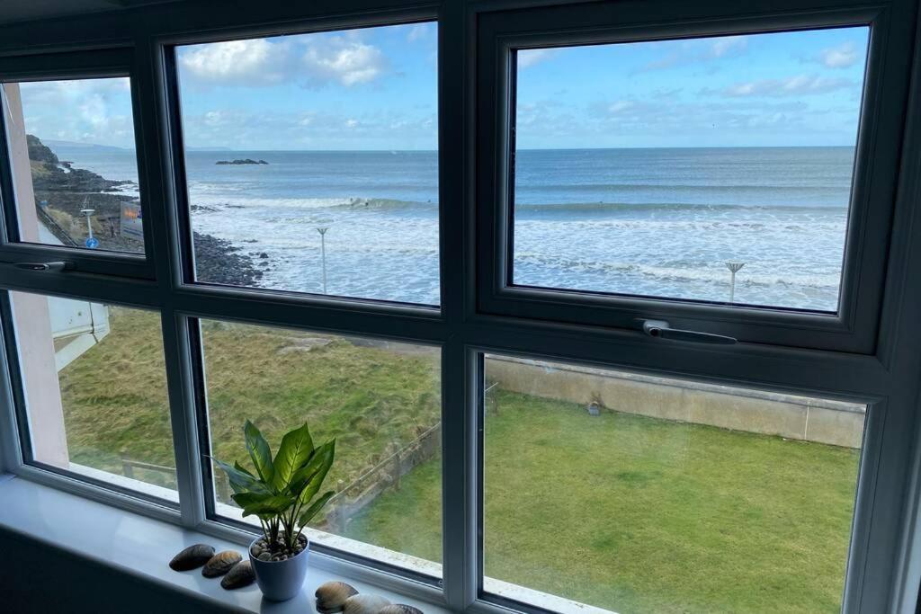Apartmán Sound Of The Sea - Penthouse In Portrush Exteriér fotografie